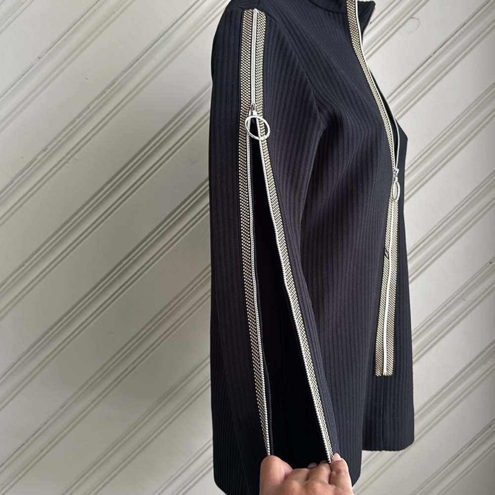 Vintage Howard Wolfe Zippered Top - Picture 12 of 14
